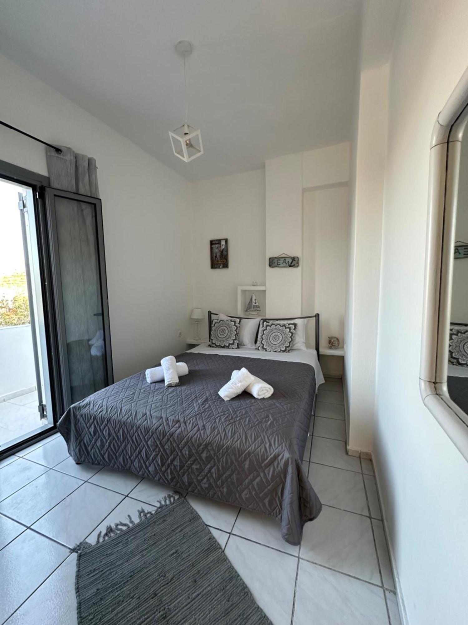 Nicole Rooms Santorini Vóthon Dış mekan fotoğraf