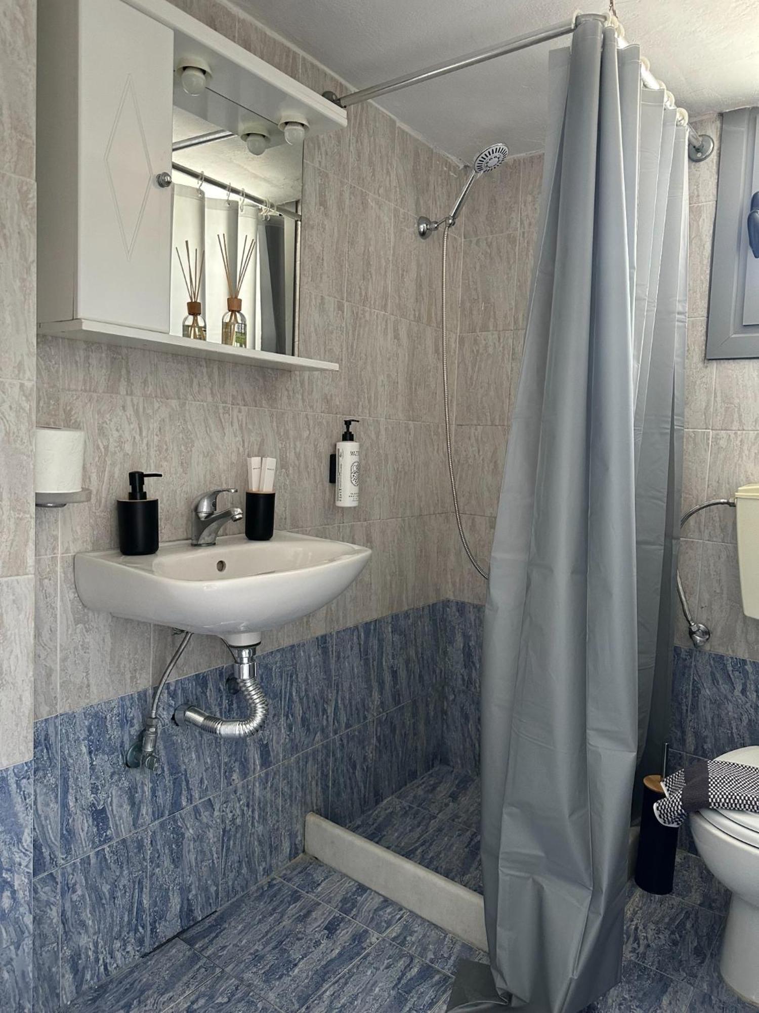 Nicole Rooms Santorini Vóthon Dış mekan fotoğraf